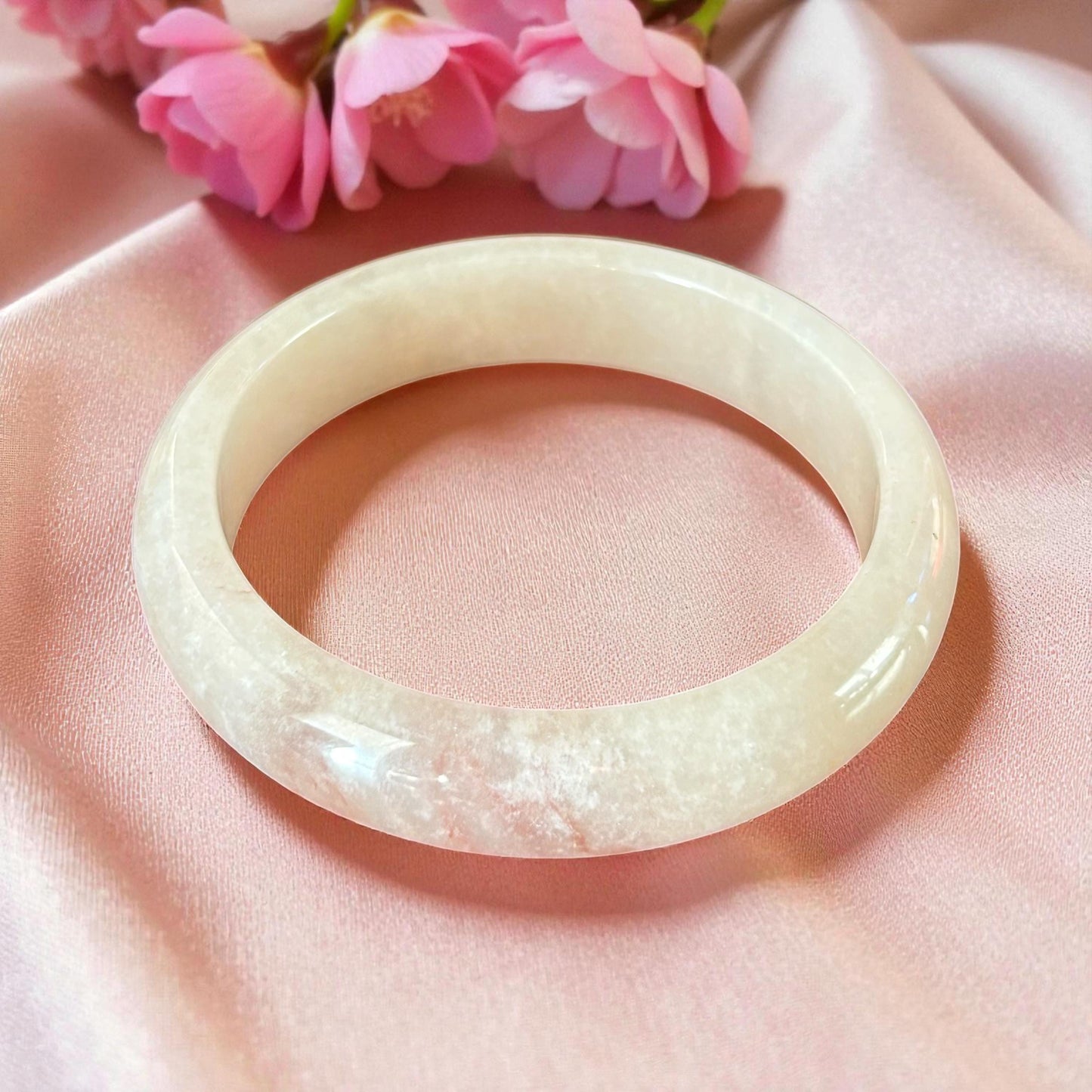 1pc Nephrite Jade Bangle (65mm) – Creamy White & Blush Stone jade bangle bracelet