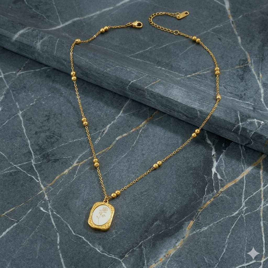 Rose Pendant Necklace | Mother of Pearl & Gold