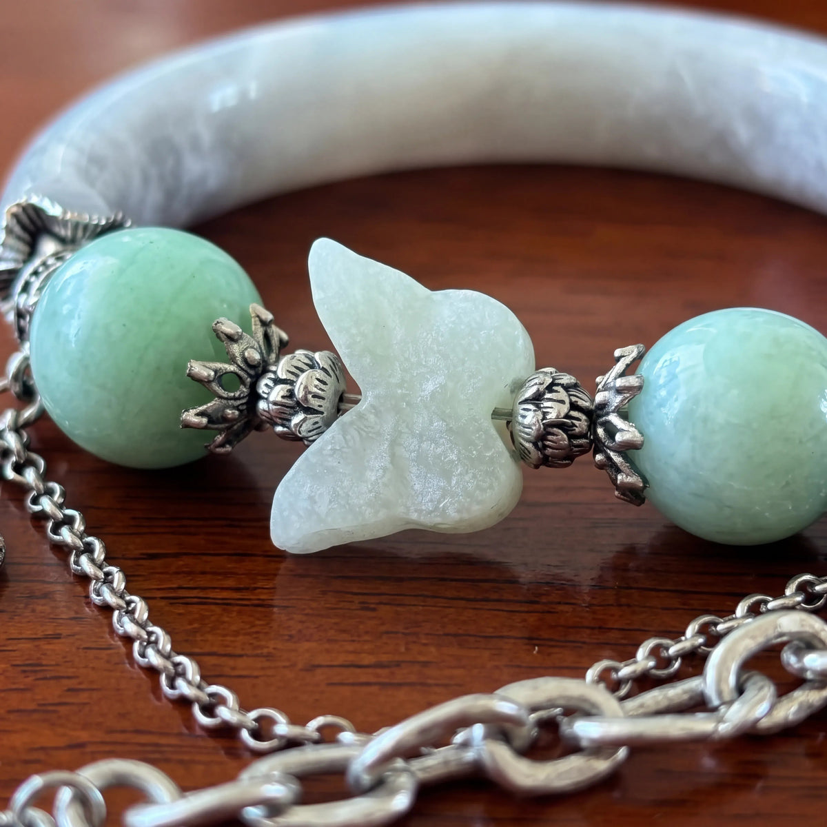 Ocean Whisper Jade Charm Bangle – 16cm