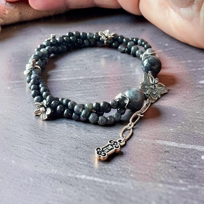 Dark Jade Double Strand Bracelet with Silver Floral Charms & Hulu Pendant