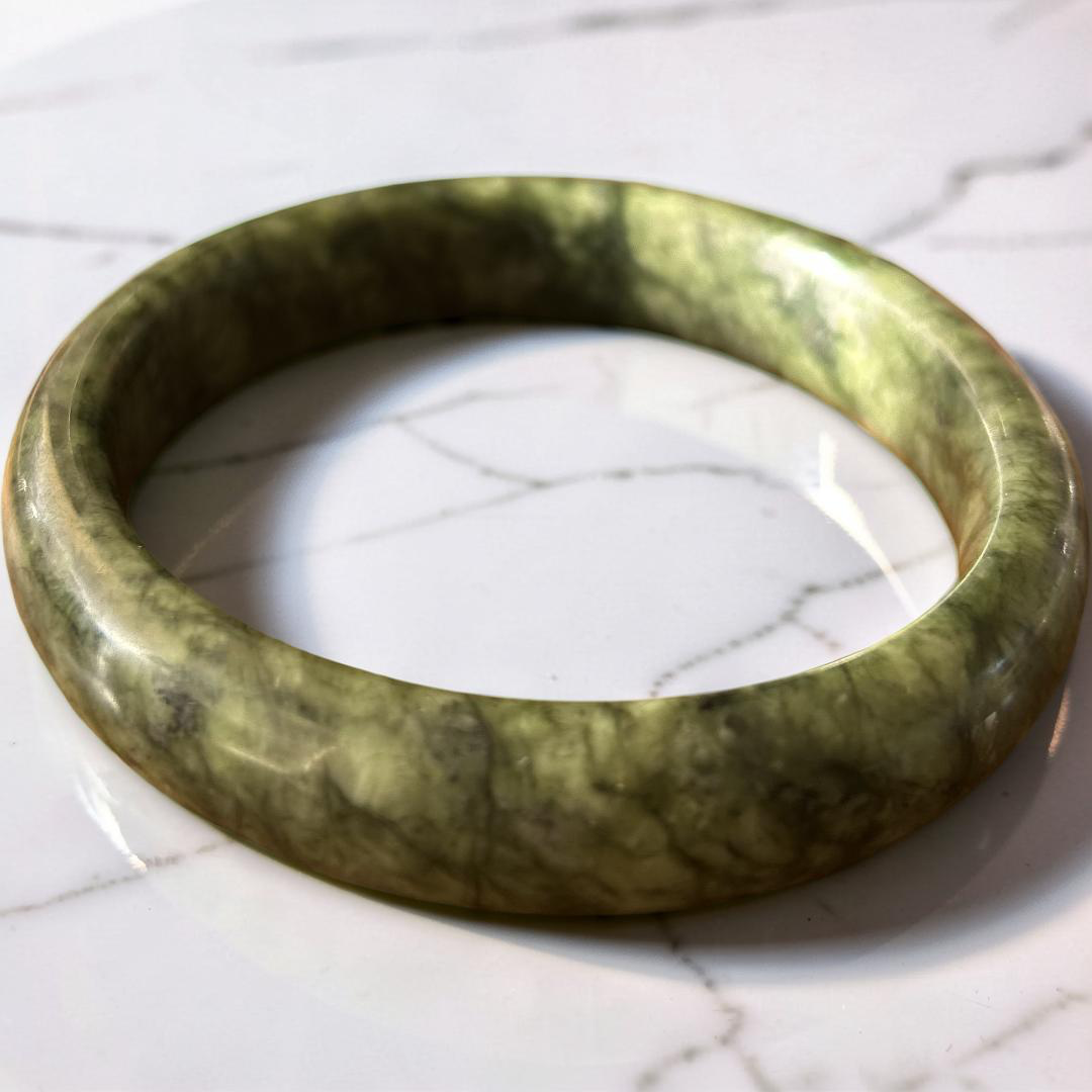 Serpentine Jade Bangle: Authentic Grade A Natural Crystal (58.2mm)