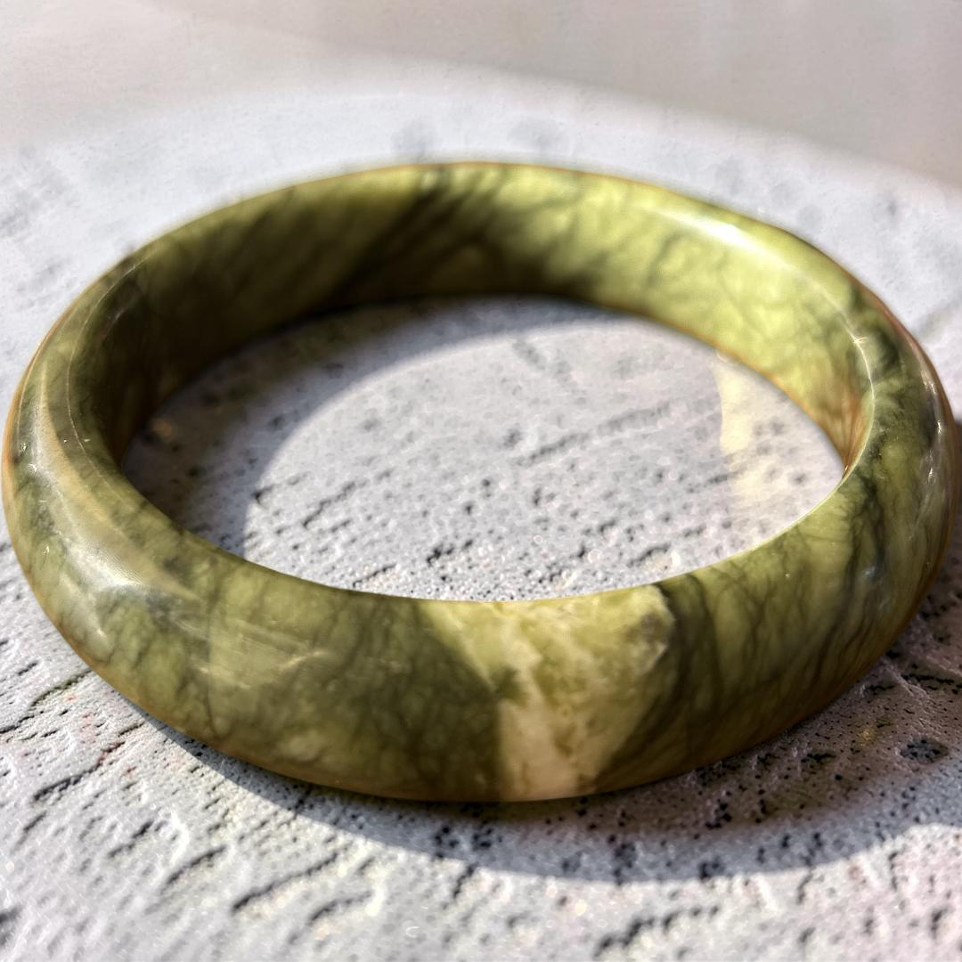 Serpentine Jade Bangle: Authentic Grade A Natural Crystal (58.2mm)